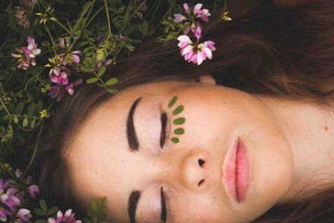 fitocosmesi beautycologa sarah comeau hcs5kxfmvnq unsplash