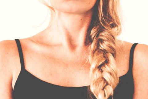 woman in black tank top with braided hair 167704